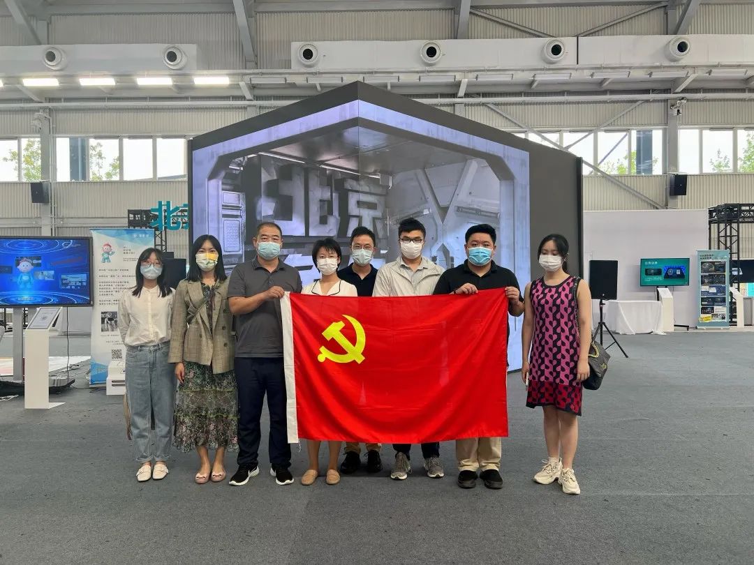 dEqZssFaRaCw069Fhnwsiw.jpg